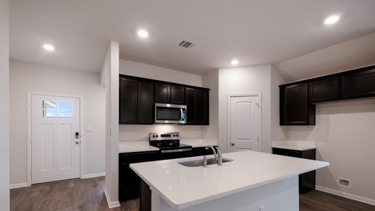 New construction Single-Family house 104 Heatherwood Terrace, Marble Falls, TX 78654 - photo 30 30