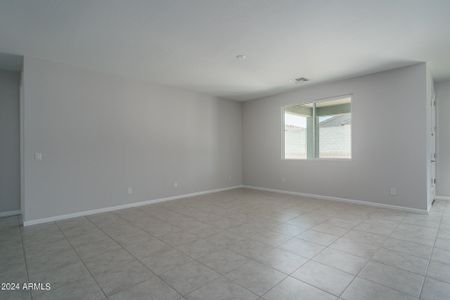 New construction Single-Family house 24552 W Hilton Avenue, Buckeye, AZ 85326 Plan 6- photo 7 7