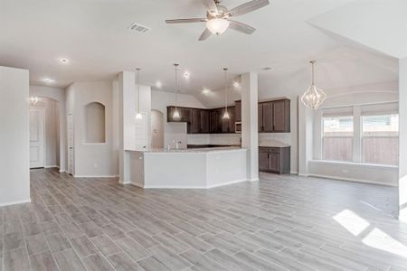 New construction Single-Family house 4501 Ridgehurst Lane, Fort Worth, TX 76036 - photo 5 5