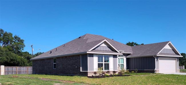 New construction Single-Family house 603 Greystone Lane, Angleton, TX 77515 2320- photo 1 1