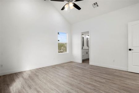 New construction Single-Family house 5410 Van Horn Drive, Granbury, TX 76048 - photo 17 17