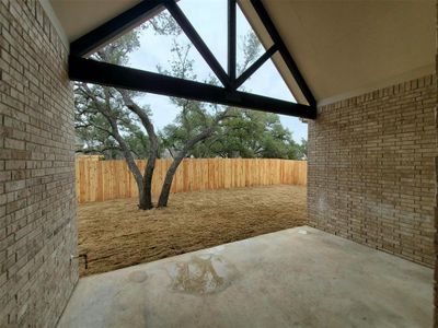 New construction Single-Family house 101 Iron Gate Ln, Georgetown, TX 78628 Classic Series - Villanova- photo 18 18