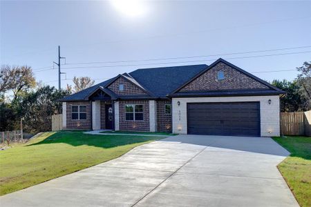 New construction Single-Family house 5012 Moss Rock Trail, Granbury, TX 76048 - photo 2 2