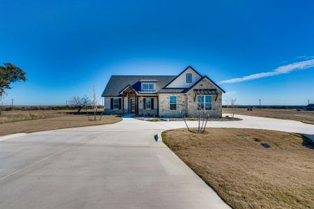 New construction Single-Family house 7113 Gleneagles Drive, Cleburne, TX 76033 - photo 0 0