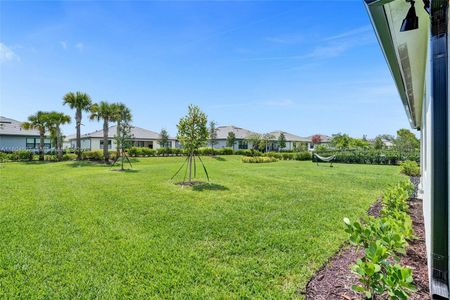 New construction Single-Family house 4536 N Silverwood Ln N, Oakland Park, FL 33309 - photo 47 47