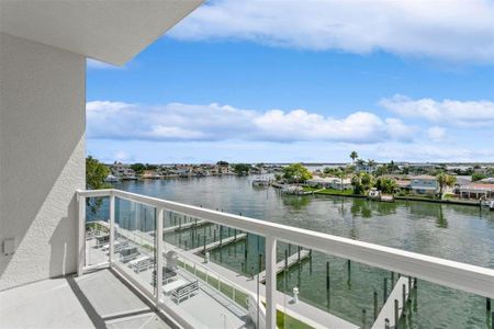 New construction Condo/Apt house 415 Island Way, Unit 404, Clearwater, FL 33767 - photo 13 13