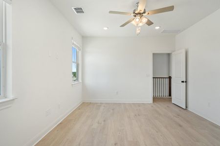 New construction Single-Family house 1912 Kit Circle, Austin, TX 78758 Parmer- photo 25 25