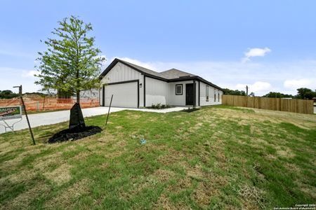 New construction Single-Family house 13802 Sleeping Fawn, San Antonio, TX 78253 RC Mitchell- photo 1 1