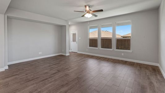 New construction Single-Family house 135 Tanager Drive, Rhome, TX 76078 HOBBS- photo 11 11