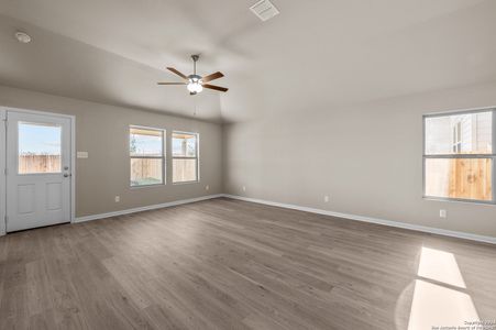 New construction Single-Family house 8416 Aloe Vera Trace, San Antonio, TX 78222 Eastland- photo 15 15
