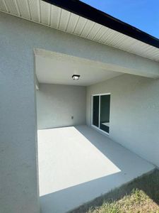 New construction Single-Family house 610 Homosassa Lane, Poinciana, FL 34759 - photo 3 3