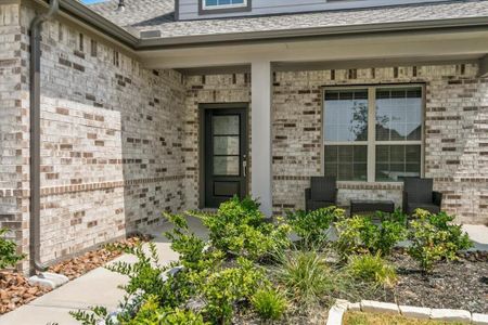 New construction Single-Family house 7319 Hillside Avenue, Mont Belvieu, TX 77523 - photo 4 4