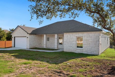 New construction Single-Family house 17701 Village, Dripping Springs, TX 78620 - photo 1 1