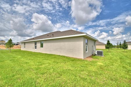 New construction Single-Family house 618 Tanaro Lane, Haines City, FL 33844 - photo 32 32