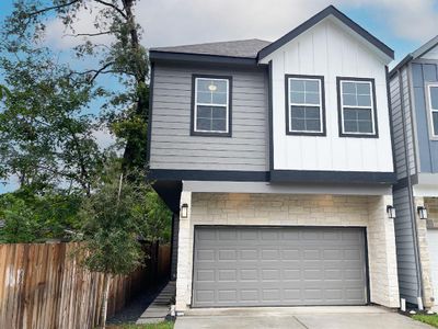 New construction Single-Family house 4309 B Dickson Street, Unit B, Houston, TX 77007 ROCBurn- photo 0