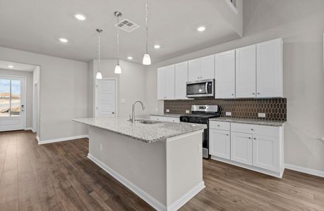 New construction Single-Family house 2403 Seabream Drive Drive, San Antonio, TX 78245 Hudson- photo 10 10
