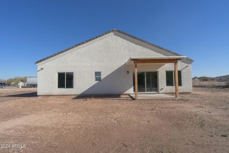 New construction Single-Family house 14594 S Padres Road, Arizona City, AZ 85123 - photo 18 18
