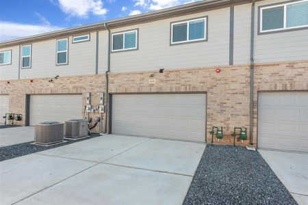 New construction Condo/Apt house 8041 Scanlan Oak # 15, Unit 15, Missouri City, TX 77459 - photo 24 24