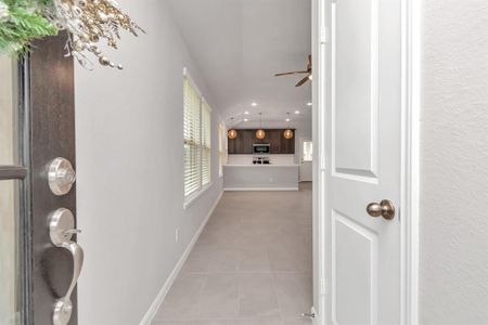 New construction Single-Family house 19592 Stripe Hill Bend, Conroe, TX 77356 Hays- photo 2 2