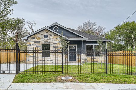 New construction Single-Family house 370 Bundy St, San Antonio, TX 78220 - photo 2 2