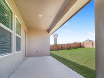 New construction Single-Family house 2049 Berrywood Drive, Royse City, TX 75189 - photo 18 18