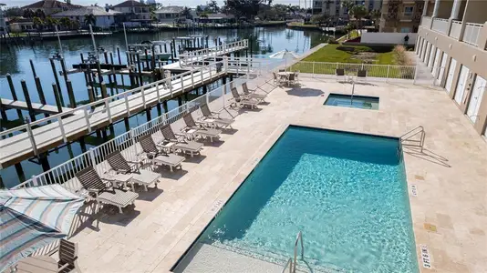 New construction Condo/Apt house 125 Island Way, Unit 402, Clearwater, FL 33767 - photo 8 8