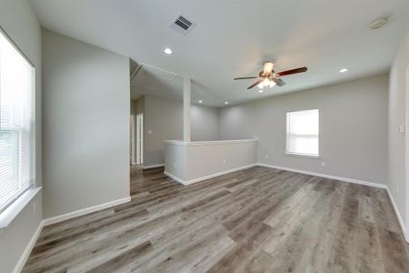 New construction Single-Family house 4743 Bricker Street, Houston, TX 77033 - photo 15 15