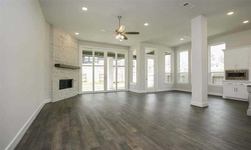 New construction Single-Family house 30151 Gold Finch Place, Fulshear, TX 77441 539 Plan- photo 7 7