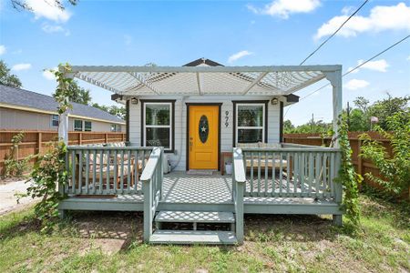 New construction Single-Family house 979 Elkhart Street, Houston, TX 77091 - photo 1 1