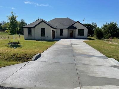 New construction Single-Family house 610 Overhill Drive, Glenn Heights, TX 75154 - photo 0