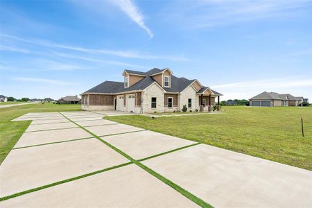 New construction Single-Family house 1396 Deerfield Drive, Wills Point, TX 75169 - photo 1 1