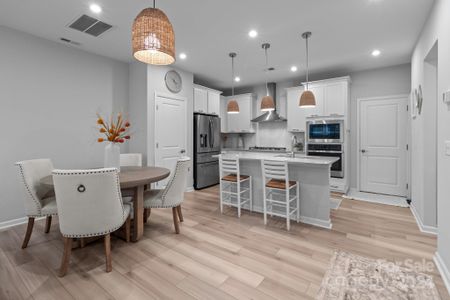 Dining/ Kitchen