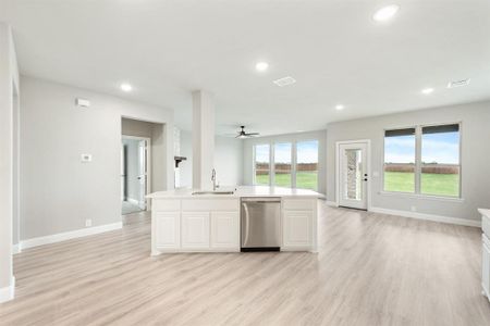 New construction Single-Family house 12728 Ruger Road, Godley, TX 76044 Dewberry III- photo 7 7