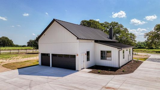 New construction Single-Family house 100 Sedona Creek Court, Poolville, TX 76487 - photo 37 37