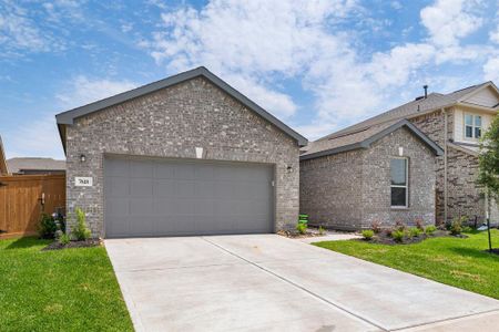 New construction Single-Family house 7618 Coral Key Drive, Cypress, TX 77433 - photo 1 1