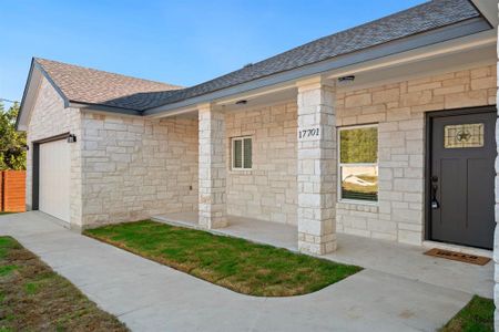 New construction Single-Family house 17701 Village, Dripping Springs, TX 78620 - photo 5 5