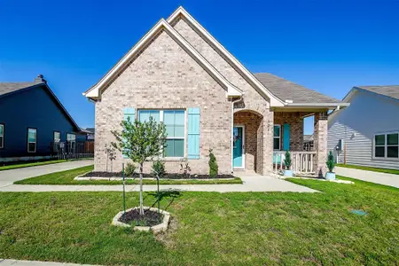 New construction Single-Family house 624 Adeline Drive, Burleson, TX 76028 - photo 0