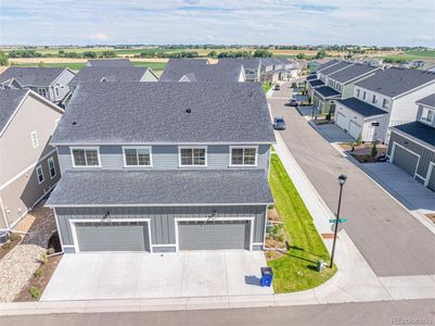 New construction Townhouse house 317 Gray Jay Court, Berthoud, CO 80513 - photo 4 4