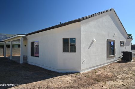 New construction Single-Family house 15560 S Guaymas Circle, Arizona City, AZ 85123 - photo 4 4