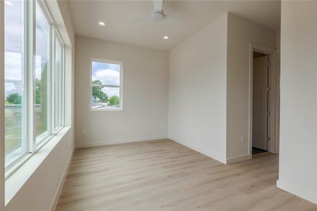 New construction Condo/Apt house 1400 Wooten Dr, Austin, TX 78757 - photo 21 21