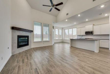 New construction Single-Family house 9549 Long Pine Court, Fort Worth, TX 76179 Moonstone w/ Media- photo 4 4