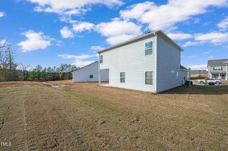 New construction Single-Family house 340 Double Barrel Street, Lillington, NC 27546 The Caldwell- photo 16 16