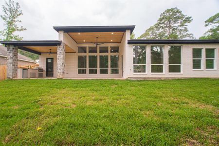 New construction Single-Family house 2405 W Green Briar Drive, Huntsville, TX 77340 - photo 28 28