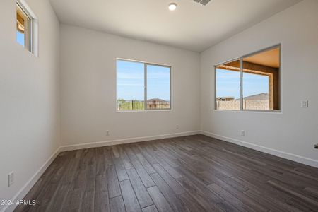 New construction Single-Family house 4409 W Deer Hollow Lane, Phoenix, AZ 85087 - photo 12 12