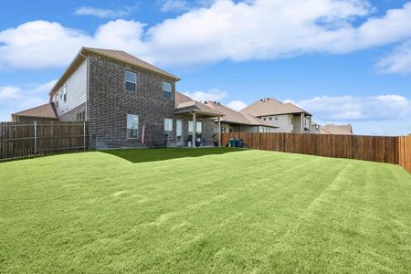 New construction Single-Family house 251 Dove Haven Drive, Ponder, TX 76259 Silverstone- photo 37 37