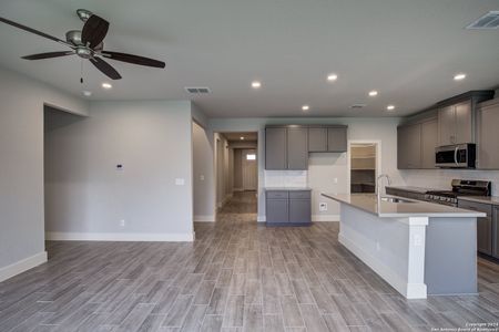 New construction Single-Family house 7013 Hayes Horizon, San Antonio, TX 78233 Journey- photo 8 8