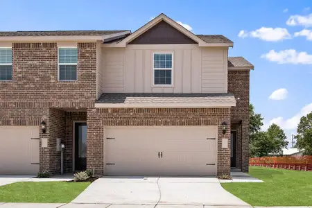 New construction Townhouse house 497 Mb'S Way, Pilot Point, TX 76258 - photo 0