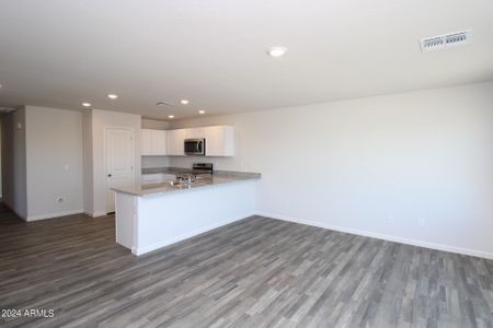 New construction Single-Family house 3820 N Zapotec Avenue, Eloy, AZ 85131 - photo 2 2