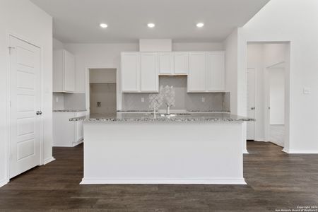New construction Single-Family house 1650 Couser Ave, New Braunfels, TX 78132 Hawthorn- photo 6 6