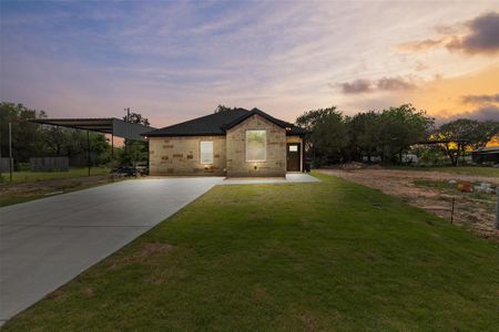 New construction Single-Family house 709 Indian Drive, Granbury, TX 76048 - photo 0